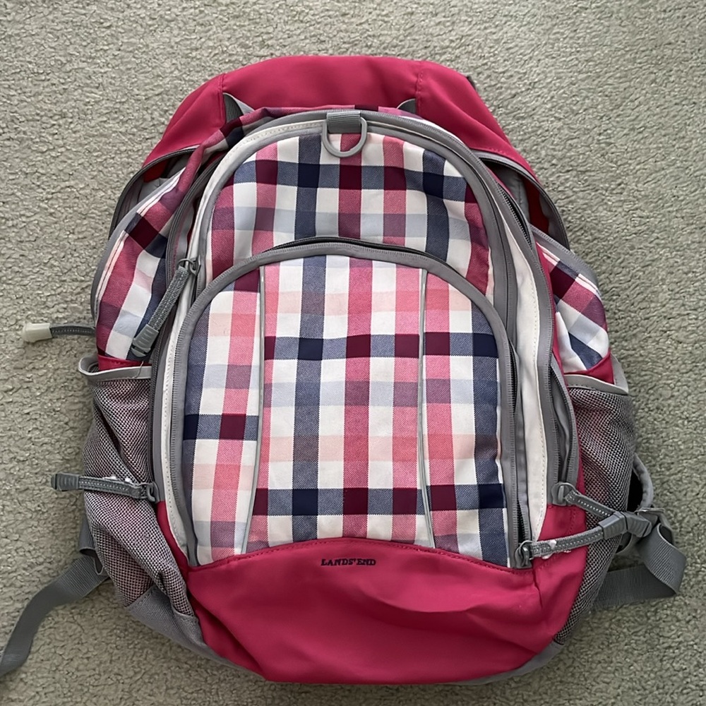 Land’s End Backpack - Picture 2 of 11